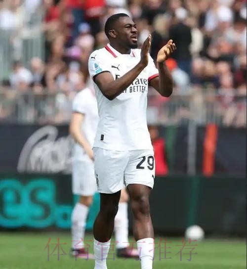 皇马有意葡体18岁努诺-门德斯 将与国米等队竞争 皇马有意葡体18岁努诺-门德斯 将与国米等队竞争