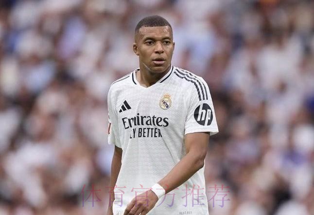 皇马官网纪念：大罗19年前的今天上演伯纳乌首秀